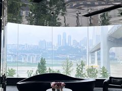 -Yolo私汤温泉设计师酒店(重庆南滨路店)