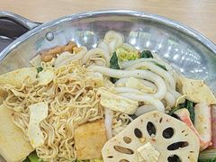-华中科技大学东三学生食堂