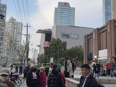 -LuOne凯德晶萃广场(徐家汇路店)
