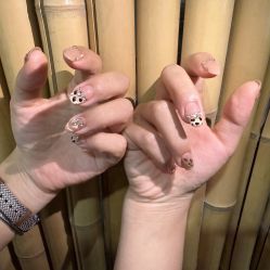 -兮奈ネイル美甲美睫·皮肤管理