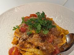 -LESCEDARS Brasserie Bistro香柏树