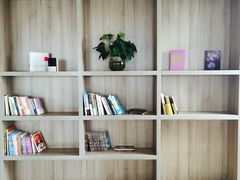 -西安大雁塔科技大学地铁站亚朵酒店