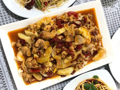 -YI PIN JU 一品居中餐厅 中国超市