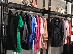 -BURBERRY(上海港汇恒隆广场店)
