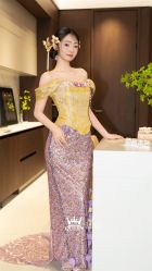 点击看大图 -艾拉·女王婚纱礼服馆