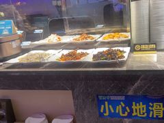 -蒙肥羊·酸汤潮牛·鲜牛肉火锅烤肉自助(岗顶店)