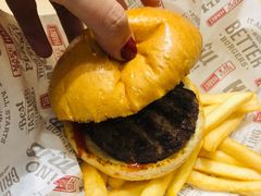 -The Habit Burger Grill 哈比特汉堡(爱琴海店)