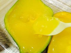 -志龙皇冠吃货椰子铺