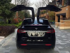 -TESLA 特斯拉(上海太古汇体验店)