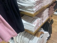 -优衣库(上海虹口龙之梦店)