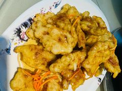 -老码头黑皮肘子锅包肉(赣水路店)