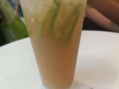 -奈雪的茶(优特汇店)
