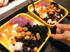 鲜果红豆双皮奶-汕中冰室