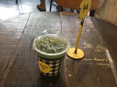 -莓园冰淇淋店