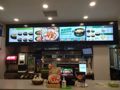 -老乡鸡(滨湖假日店)