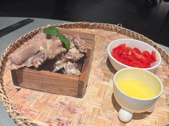 -左庭右院鲜牛肉火锅黑金店(陆家嘴中心店)