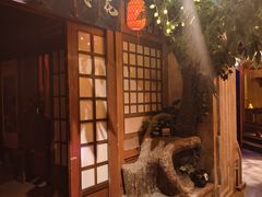 -暴风岛沉浸式体验馆(百联世纪店)