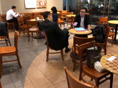 大堂-星巴克(美丽华门市店)