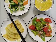 -爱月宝月嫂·育儿嫂(哈尔滨总店)