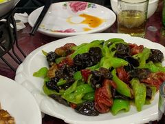 -津鲁园饭店