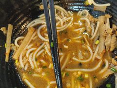 -勝记粉库桂林米粉非遗传承(西街店)