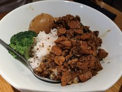 红藜麦卤肉饭-村外有星光小食铺(长嘉汇店)