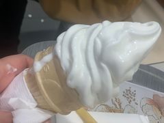 -麦当劳(轻轨曹杨路店)