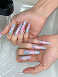 -花岐款式专研健康美甲沙龙