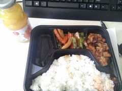 -便利蜂(河东区十一经路68号店)