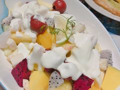 混合鲜果沙拉配香橙酸奶酱-Gray Whale 灰鲸餐厅(北美N1店)