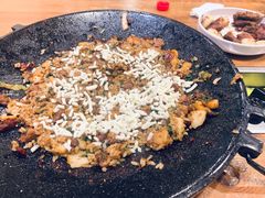 芝士炒饭-喇喇排骨火锅·传统韩式脊骨汤(望京西园总店)