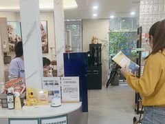 -伟伟宠物医院·CT影像中心·瑞派犬猫综合性门诊(汉口总院)