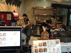 -龙治汉堡(中华城店)