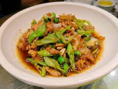 辣椒炒宁乡土花猪肉-田趣园长沙菜(天安云谷店)