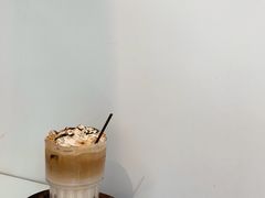 -露露家咖啡店