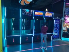 -世代星球·保龄球·镭战真人CS·团建(杨浦店)