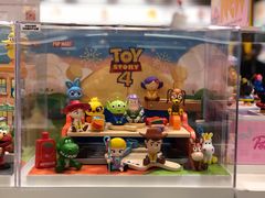 -泡泡玛特POPMART(上海环球港店)