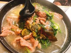 皮蛋汤牛肉乌冬-华嫂冰室(尖沙咀店)