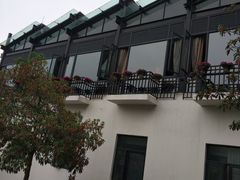 -杭州海华满陇度假酒店