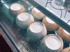 -椰爺爺·椰子冻砵仔糕