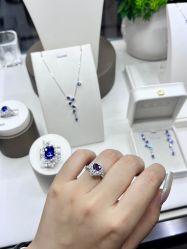 -克拉花园珠宝(诚品生活店)