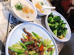 -粤轩楼广式特色餐厅(青岛路店)
