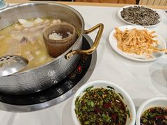 -朴小妹人参鸡汤火锅(长白山万达店)