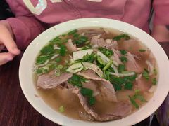 -鸿记越南牛鸡粉