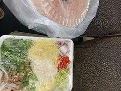 -官塘陈记鱼生·潮汕砂锅粥·牛肉火锅(潮枫路总店)