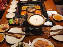 -老牌坊云南鱼豆花火锅(嵩山店)