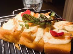 -蜜桃花开·中西融合菜E&W(南长街店)