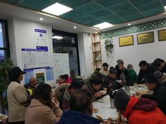 等位区-老磁器口豆汁店(天坛店)