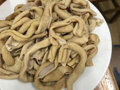 -苗伯妈酸汤火锅