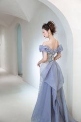 -洋洋婚纱品牌集合店
